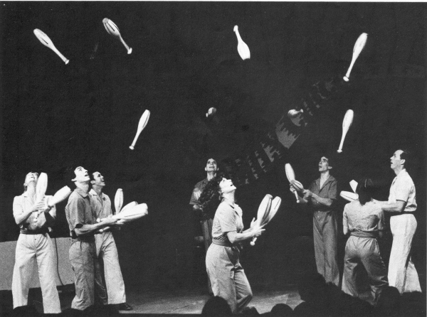 Lots of clubs fly in the Pickle "Big Juggle." 