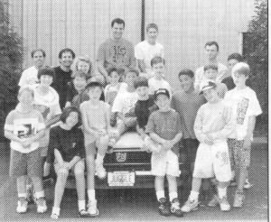 Mag Hughes and young friends pose with a JUGGLE plate.