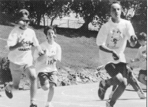 Junior jogglers pick up speed in the 100-meter dash.