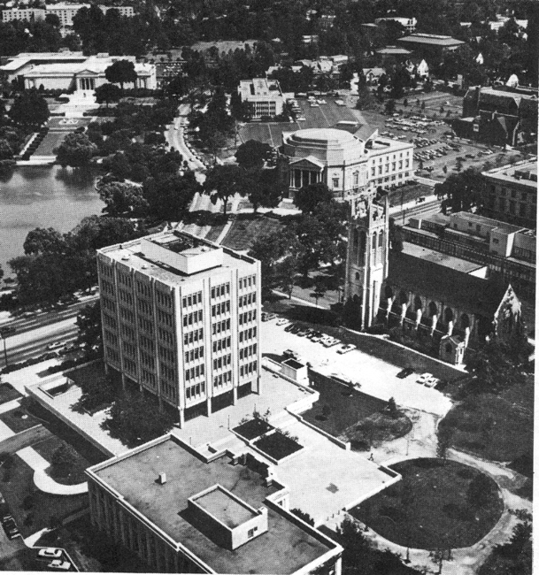 The campus of Case Western Reserve University in Cleveland, OH.l