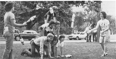 Action at the Denver Jugglers Picnic (photo by Ed Bray)
