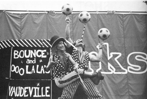 Bounce and Ooo La La