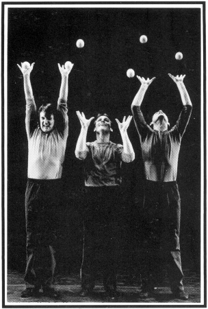 Foolsfire. (l-r) Bob Berkey, Fred G~rbo and Michael Moschen. (Chris Harris photo)