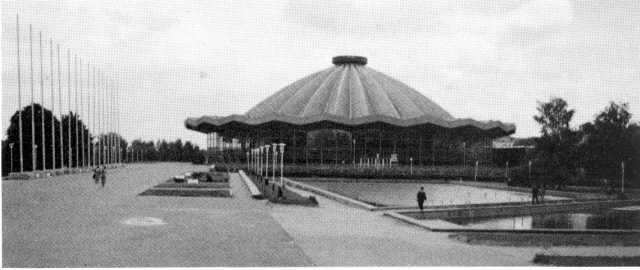 The new Moscow Circus Building (Toby Ayer photo)