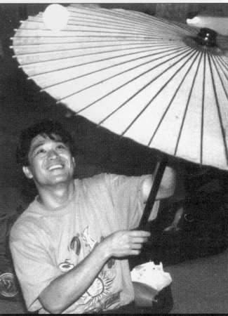 People's Choice winner Masahiro Mizuno shows ball rolling on a fan. (Photo:  Stefan A (Csiszar) Bell)