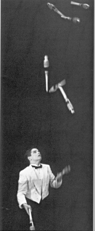 Anthony Gatto shows what eight in the air looks like.