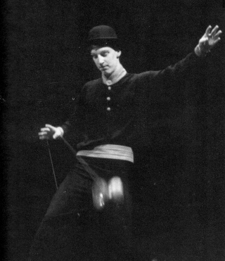 Martin Mall included stickless diabolo in his Bronze Medal Individual Championships act in Burlington.  (David Carper photo)