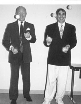 (l-r) Buzan and Gelb proving that they practice what they preach.