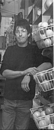 Werner Luft celebrates 10 years of Die Jonglerie, the first juggling store in Europe.